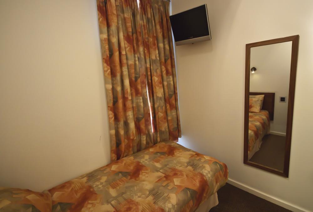 The Robin 2 Hotel Вулвергемптон Стая снимка